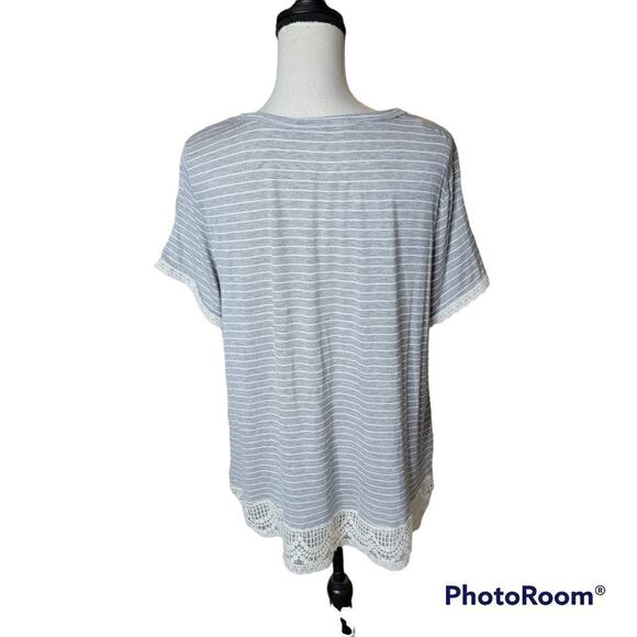 Rewind Striped Short Sleeved T-Shirt. NWT. Size XXL. - Picture 4 of 8